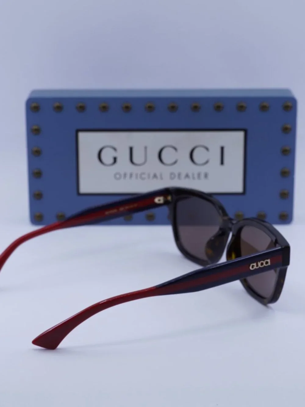 Gucci model gg1872sk